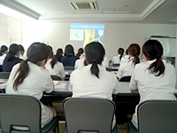 玉野総合医療専門学校 透析センター見学・講義